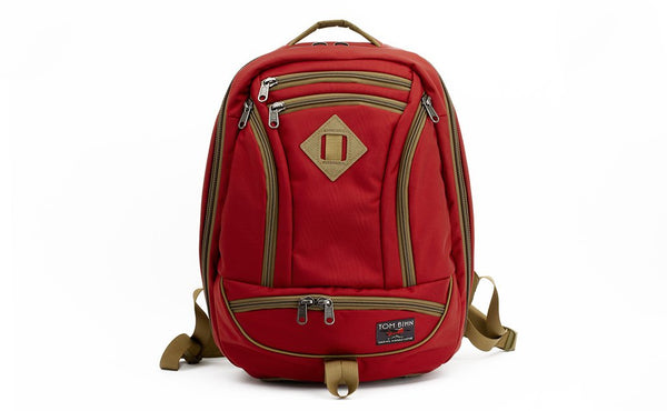 A face shot of the Guide's Edition Synik 22 in Mars Red 525 Ballistic.